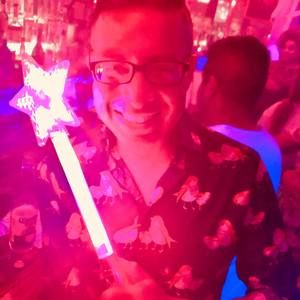 Meet your Posher, Fred